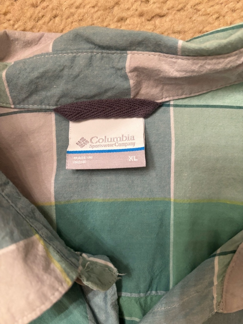 Men's Columbia short-sleeve button-down, XL - Picture 5 of 6